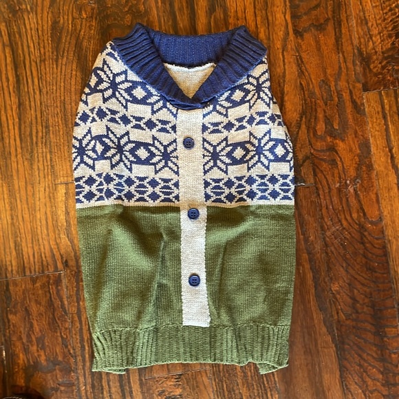 Set of Two Cute Knit Dog Sweaters. Size M. Never worn. Combined in one bag. - Picture 2 of 15